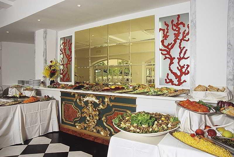 M Glamour Hotel Gabicce Mare Εστιατόριο φωτογραφία